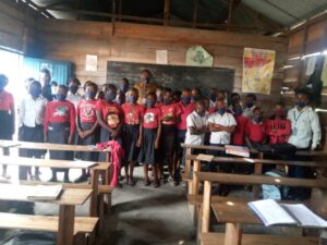School sensitization Activities organized by IYEC DRC to prevent the spread of Covid-19 in School areas and supply of Protective Face masks to students and Pupils at North-Kivu Province .