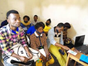 Training on mindset growth supported by JESSICA ASHE' Founder of Global Mobility 's materials from United States toward Congolese self-reliance.
